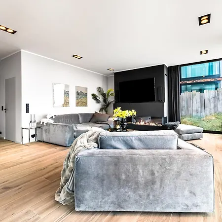 Spimoev - Neues Designapartment Mit Panoramablick Auf Ostsee Und *