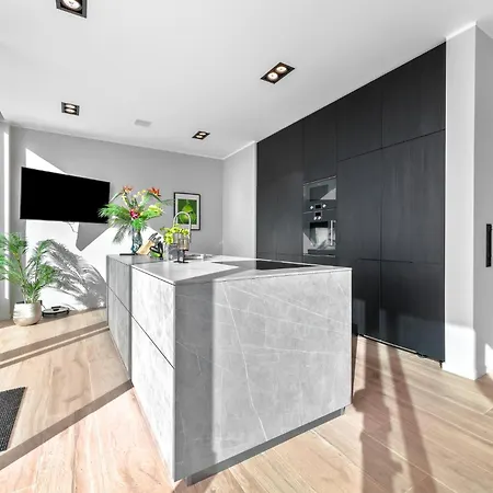 Apartment Spimoev - Neues Designapartment Mit Panoramablick Auf Ostsee Und *