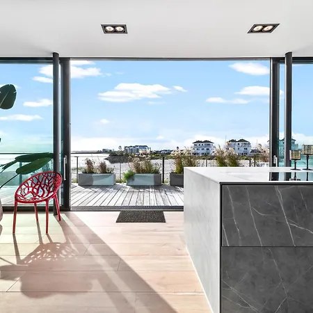 Spimoev - Neues Designapartment Mit Panoramablick Auf Ostsee Und