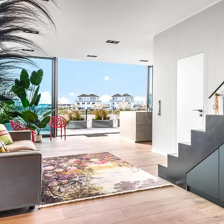 Spimoev - Neues Designapartment Mit Panoramablick Auf Ostsee Und Apartment
