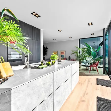 Apartment Spimoev - Neues Designapartment Mit Panoramablick Auf Ostsee Und